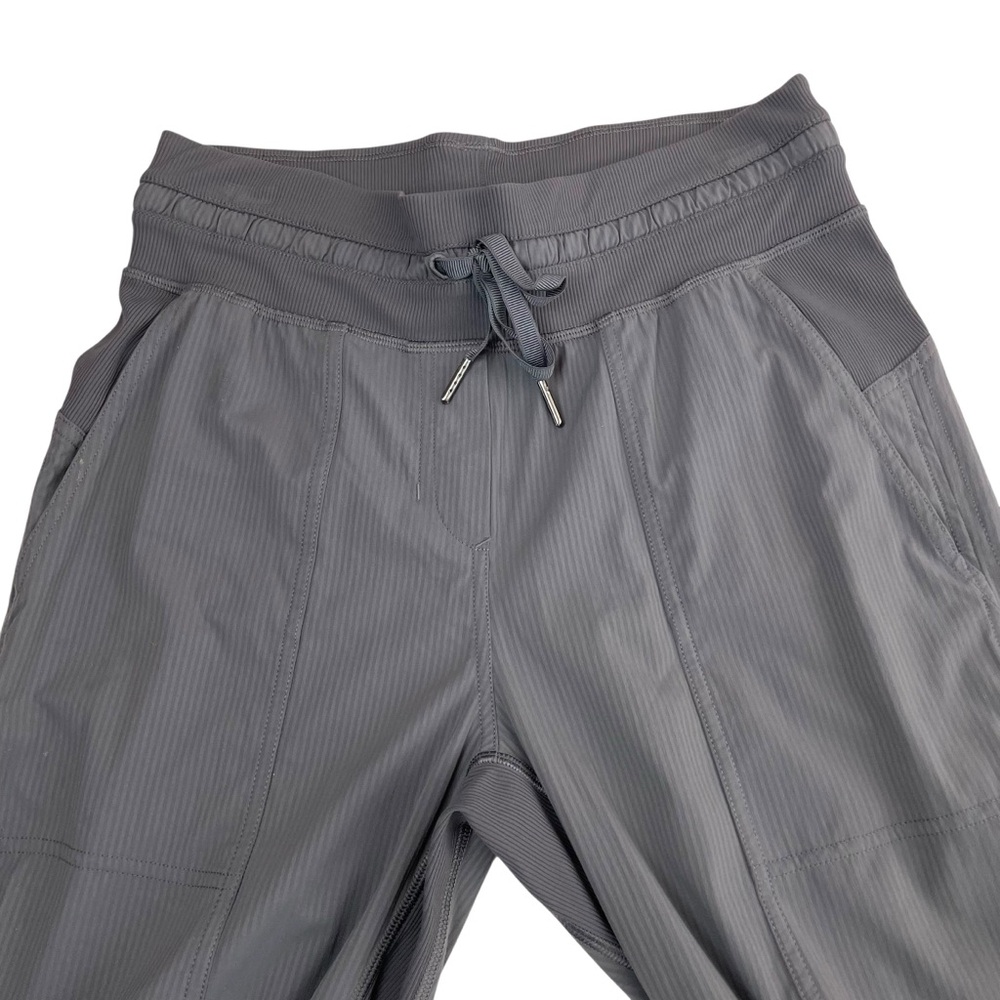lululemon Dance Studio Crop *25” Titanium Gray Sz 4 - Picture 7 of 14